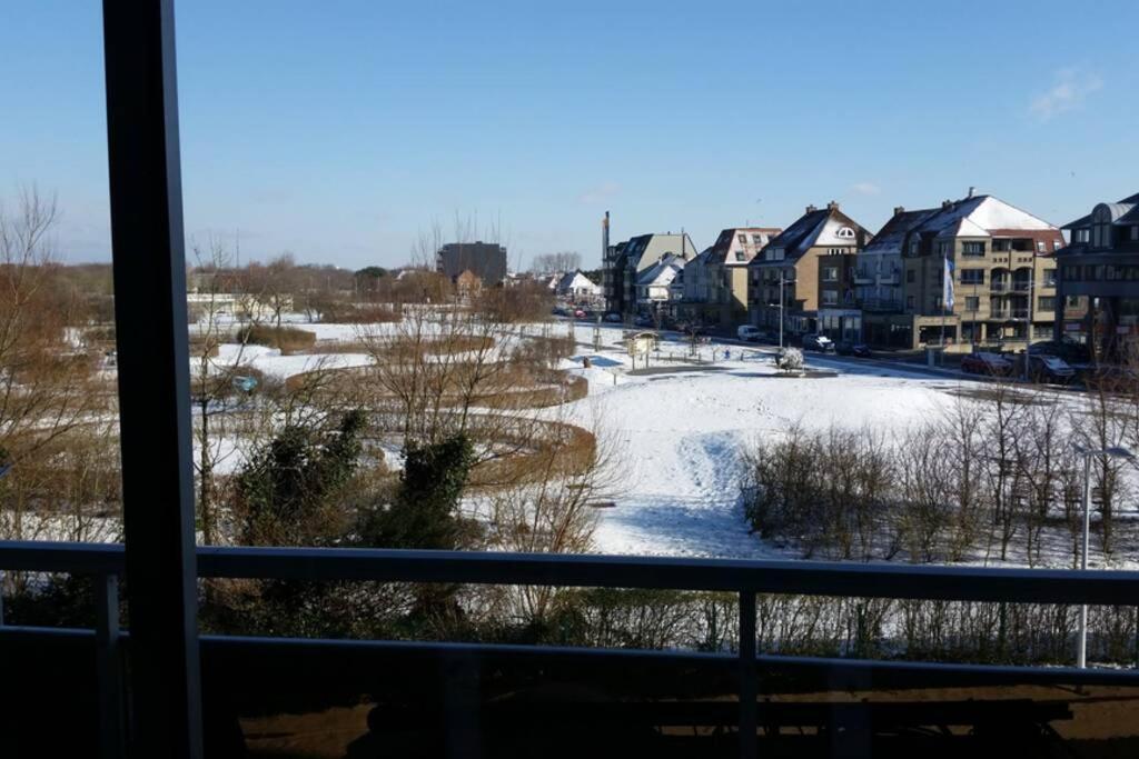 Appartement Residentie Astrid Met Private Parking Bredene Exteriér fotografie
