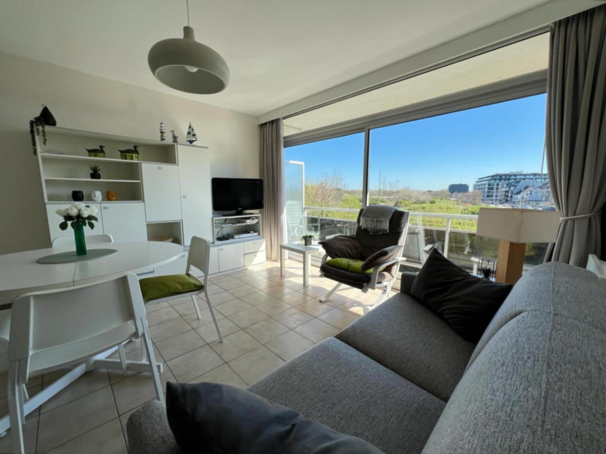 Appartement Residentie Astrid Met Private Parking Bredene Exteriér fotografie